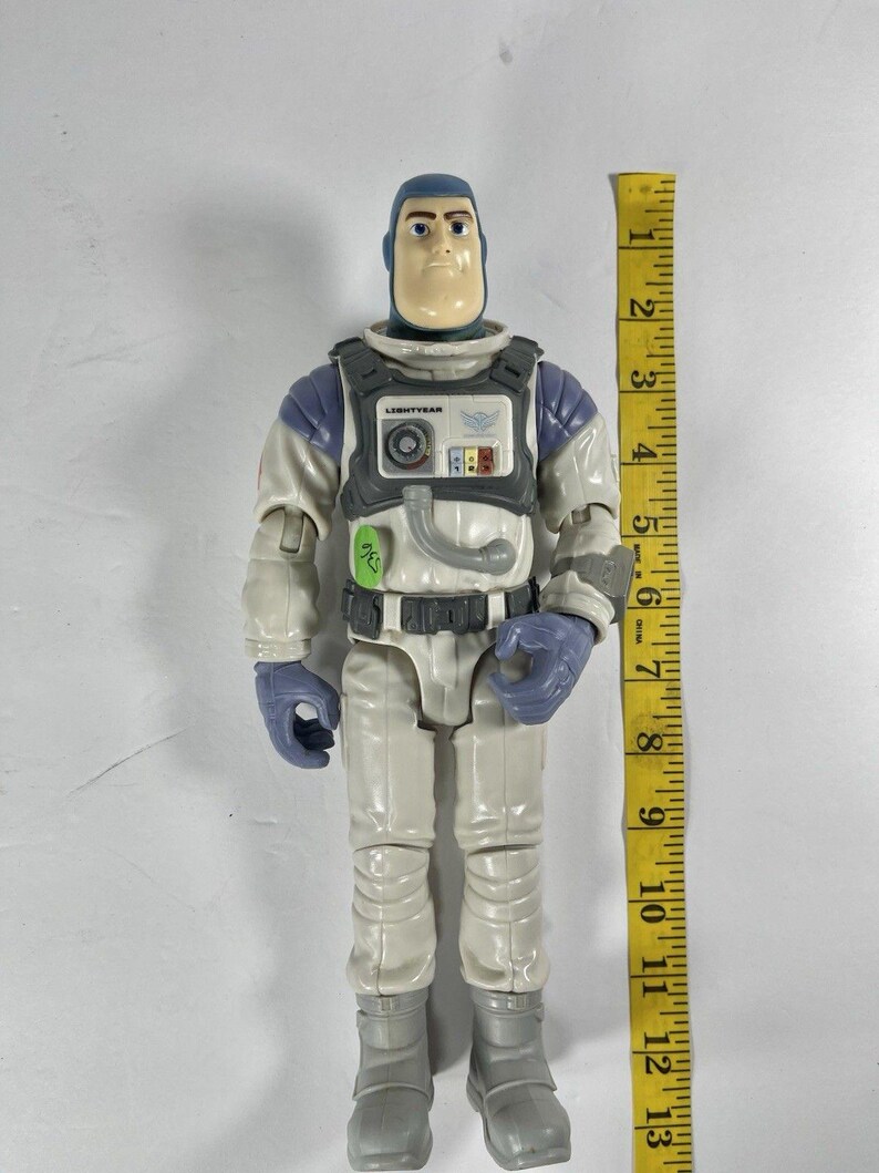 Disney Pixar Lightyear Buzz Lightyear XL-01 Action Figure 12 Inch Mattel 2021 Articulated Toy Star Command Space Ranger image 13
