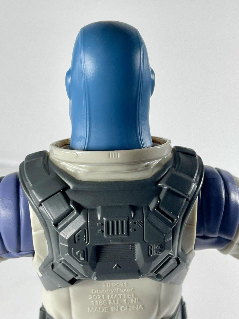 Disney Pixar Lightyear Buzz Lightyear XL-01 Action Figure 12 Inch Mattel 2021 Articulated Toy Star Command Space Ranger image 9