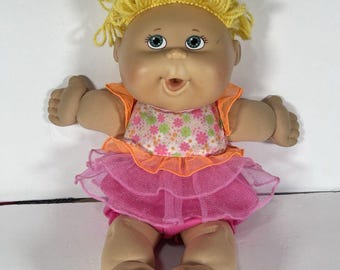 Vtg 2006 Cabbage Patch Kids CPK Doll Yellow Yarn Hair Green Eyes Open Mouth