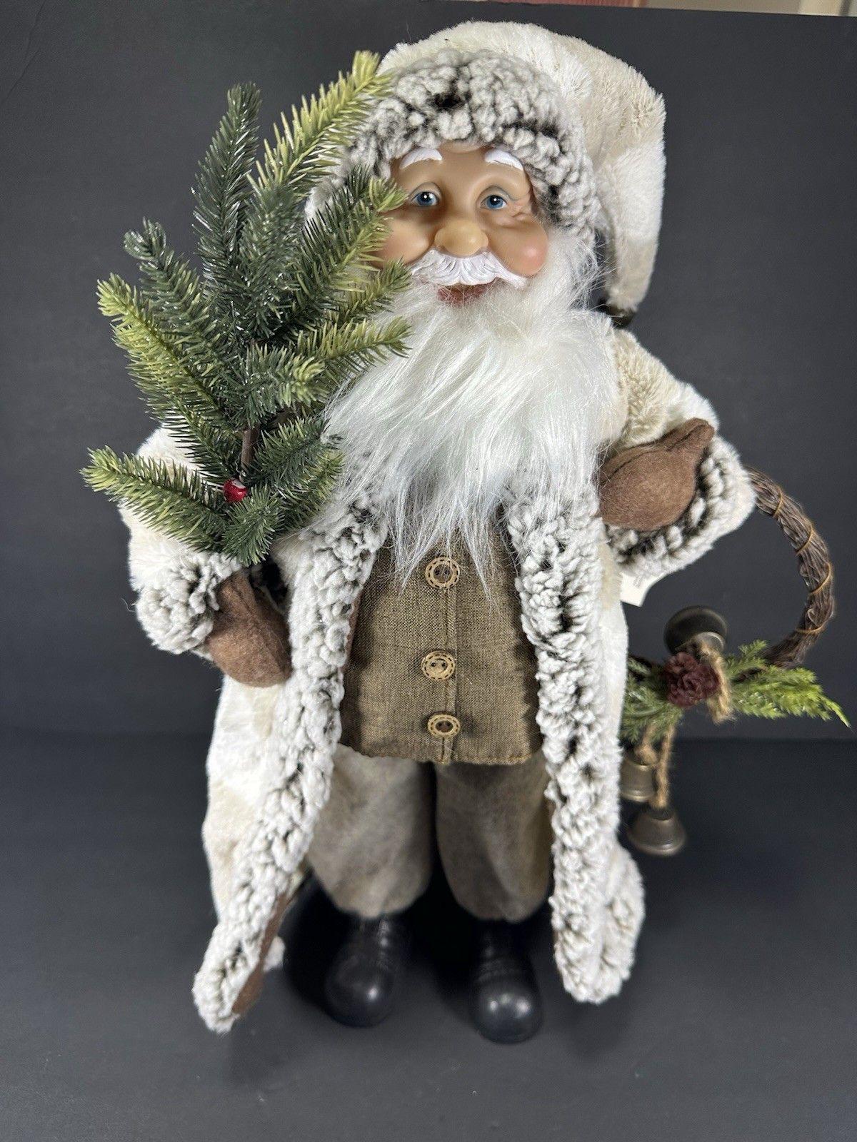 Holiday Santa Figurine – 18