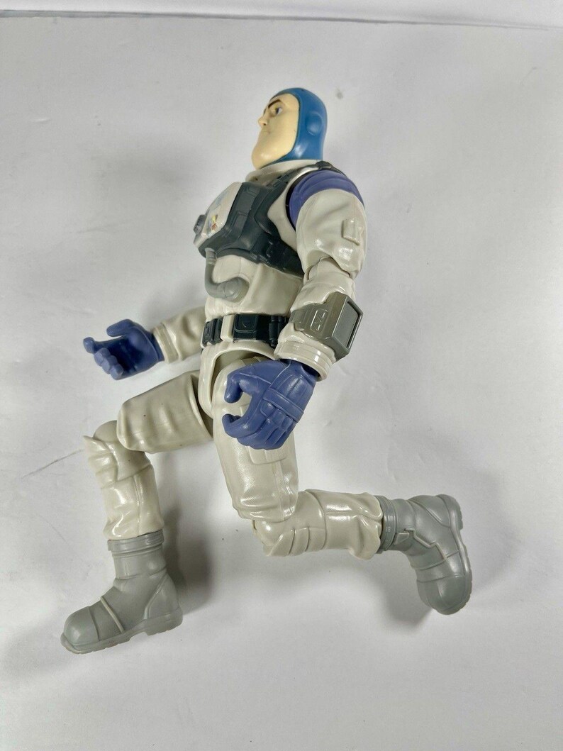 Disney Pixar Lightyear Buzz Lightyear XL-01 Action Figure 12 Inch Mattel 2021 Articulated Toy Star Command Space Ranger image 11