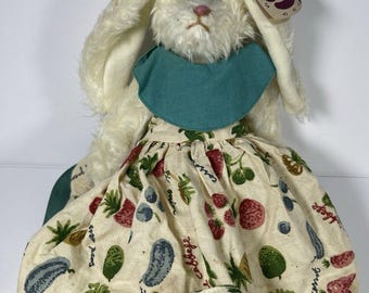 Ty Attic Treasure "Bloom" the Rabbit - 1993 Vintage Plush - With Tags - 12"