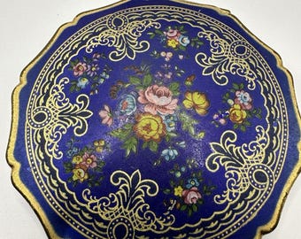Vintage Stratton Floral Powder Compact – 1950s Blue Enamel Self-Opening Compact – Made in England Pat. 764125