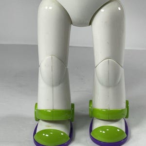 Disney Store Buzz Lightyear Talking Figure Toy Story 4 Bonnie Foot Non Working For Parts Repair Pixar Collectible image 4