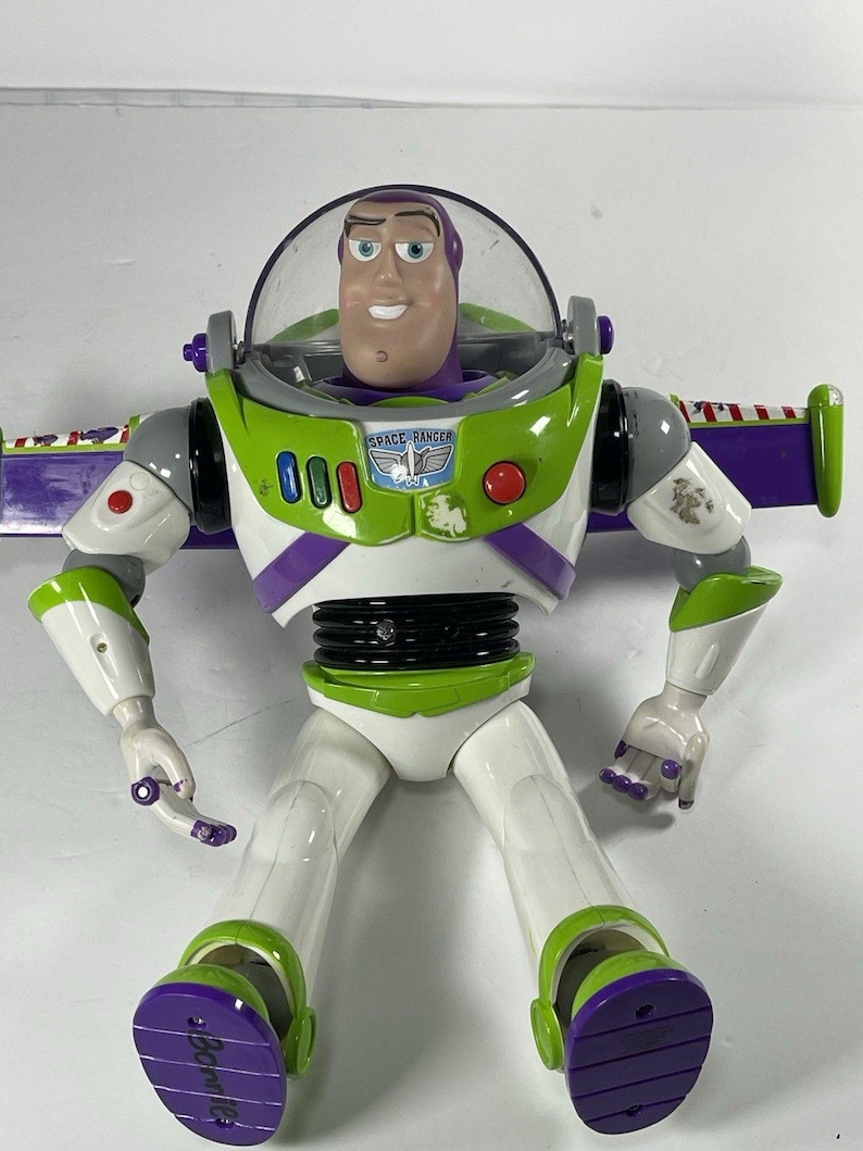 Disney Store Buzz Lightyear Talking Figure Toy Story 4 Bonnie Foot Non Working For Parts Repair Pixar Collectible image 16