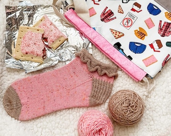 Toaster Gebäck Socken | PDF-Muster, Sockenmuster, 4-fädige Socken Strickanleitung, Rüschen-Sockenmuster, Shortie-Sock, Socksocke
