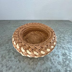 Vintage Basket Rattan Wicker Basket – Round Weave Bowl with Smooth Rim and Rounded Base, Natural Boho Decor - Rustic Farmhouse Catchall