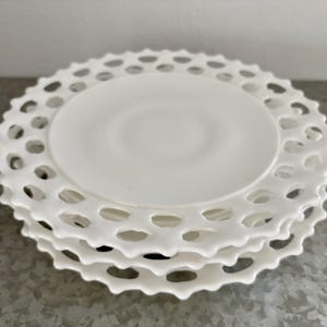 Vintage Westmoreland Doric Lace Milk Glass Plates – Set of 3 – 1960s White Serving Platters – Open Lace Edge – Mid-Century Tableware