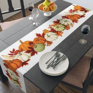 Fall Pumpkin Table Runner: Thanksgiving Farmhouse Decor, Autumn Leaves Tablescape