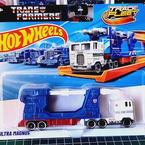 Hot Wheels Transformers ULTRA MAGNUS LKW Roboter Flotte
