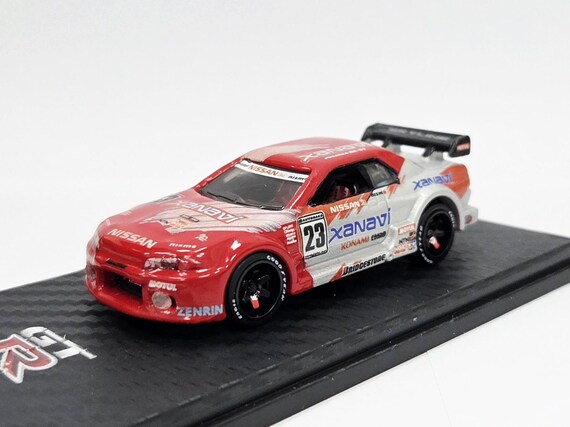 Hot Wheels Custom Nissan Skyline GT-R R32 Xanavi Nismo 1/64 MOC