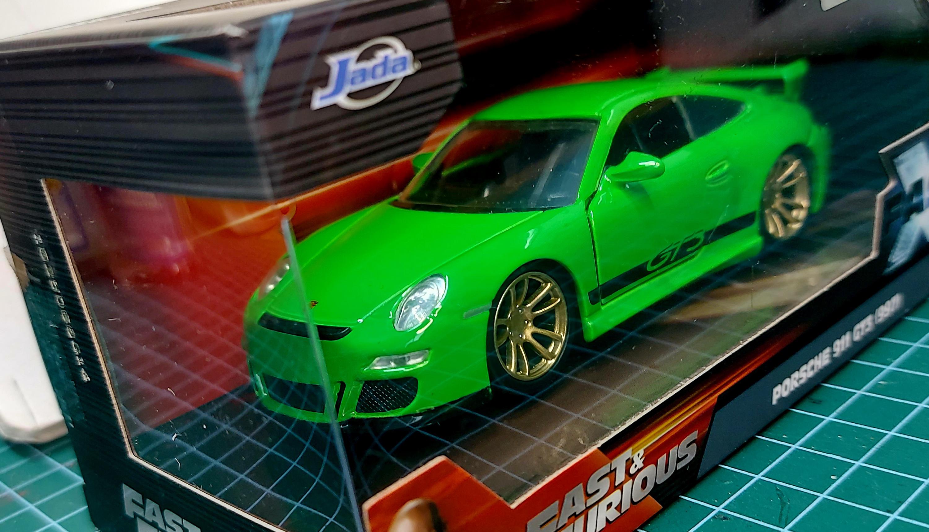 JADA 1/32 ポルシェ 911 GT3 (997) ワイルド・スピード ダイキャスト
