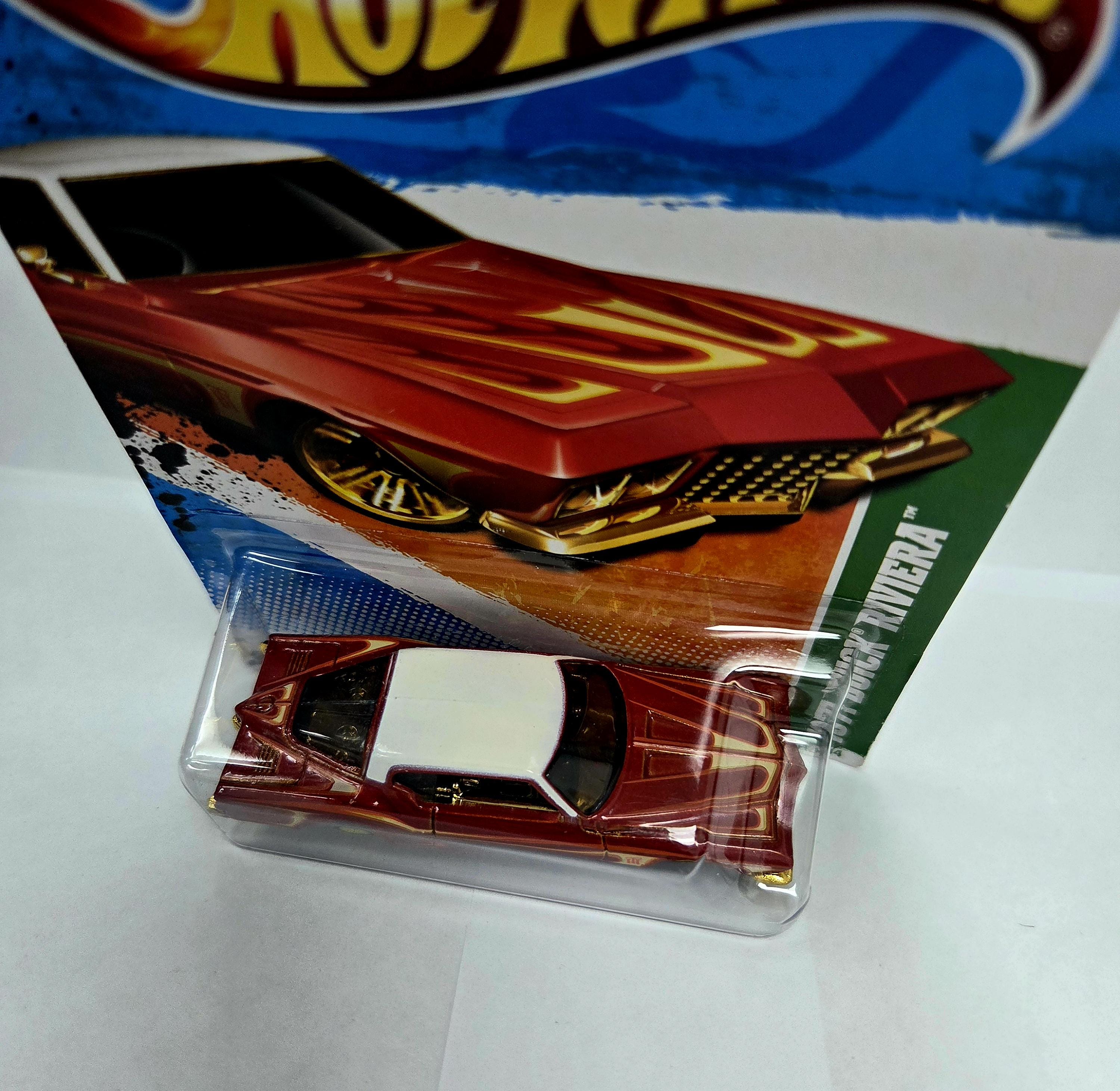 Hot Weels Super / Treasure Hunt 1971 Buick Riviera 1/64 TH STH