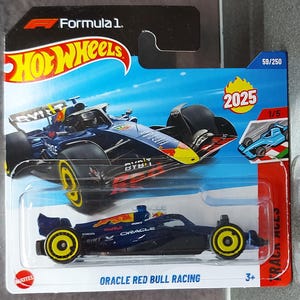 Hot Wheels FORMULA ONE 1 Oracle Red Bull racing F1 car die cast toy toys 1/64