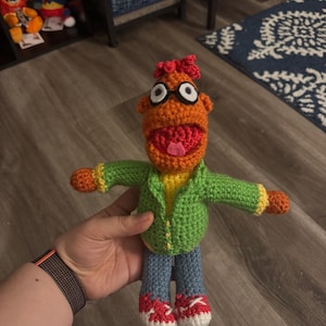 Crochet Muppets - Scooter