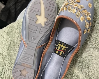 Jutti pakistaní artesanal: zapatos planos de cuero bordados tradicionales