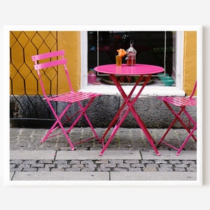 Impresión de café rosa, fotografía de mesa de bistró, fotografía de Copenhague Dinamarca, arte naranja y rosa, decoración danesa, arte de pared de cocina escandinava imagen 6