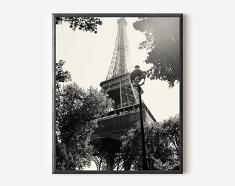 Eiffel Tower Print, Black and White Paris Photography, Eiffel Tower Art, Vintage Inspired Paris, Eiffel Tower Picture, Paris France Photo