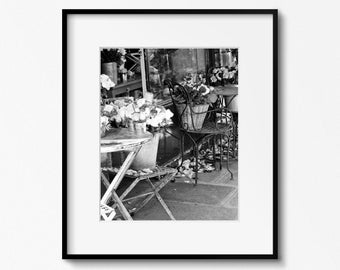 Flower Market Print, Black and White Paris Photography, French Market Photo, Gift for Francophile, Parisian Apartment Decor, Rose Wall Art