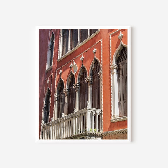 Gothic Balcony in Venice – Italian Architecture Photography Print