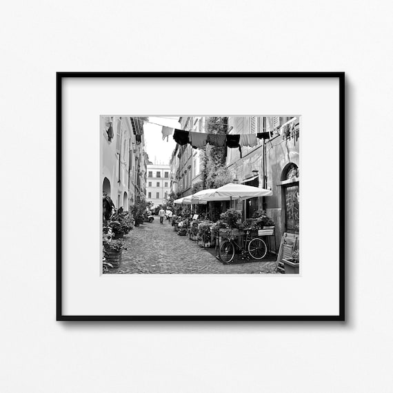 Black and White Rome Print, Trastevere Photo, Rome Photography, Italy Travel Gift, Roman Trattoria Picture, Italian Kitchen Wall Art