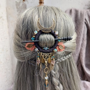 Purple Fantasy Hair pin - Druid hair Jewelry - Pagan Hair Accessory - Floral Jewelry Hair Ornament - Wedding Hair Pin