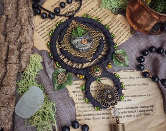 Collar de caldero de bruja verde hecho a mano: joyería gótica pagana