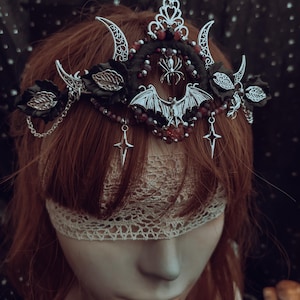 Dark Fairy Crescent Moon Crown: Vampire Queen Headpiece
