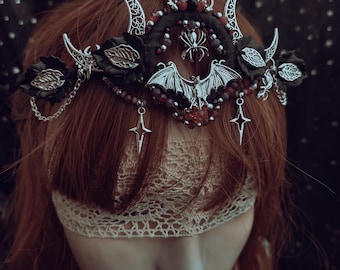 Dark Fairy Crescent Moon Crown: Vampire Queen Headpiece