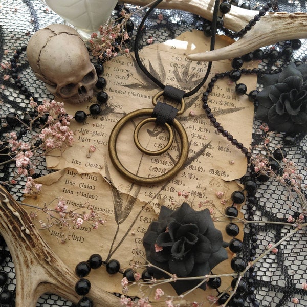 Unisex bronze circle pendant, modern goth minimalist jewelry, modern witch geometric necklace, new goth pendant, strega men necklace