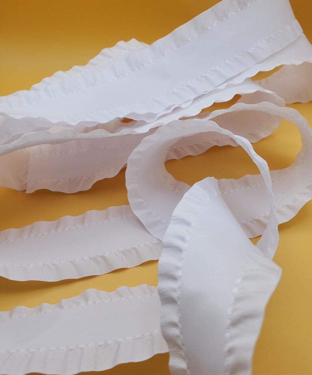 Double Ruffled Ribbon 5 Yards of 1.5