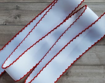 5 yards of 1.5" Moonstitch Grosgrain Ribbon - White with Red looped stitching 1 & 1/2