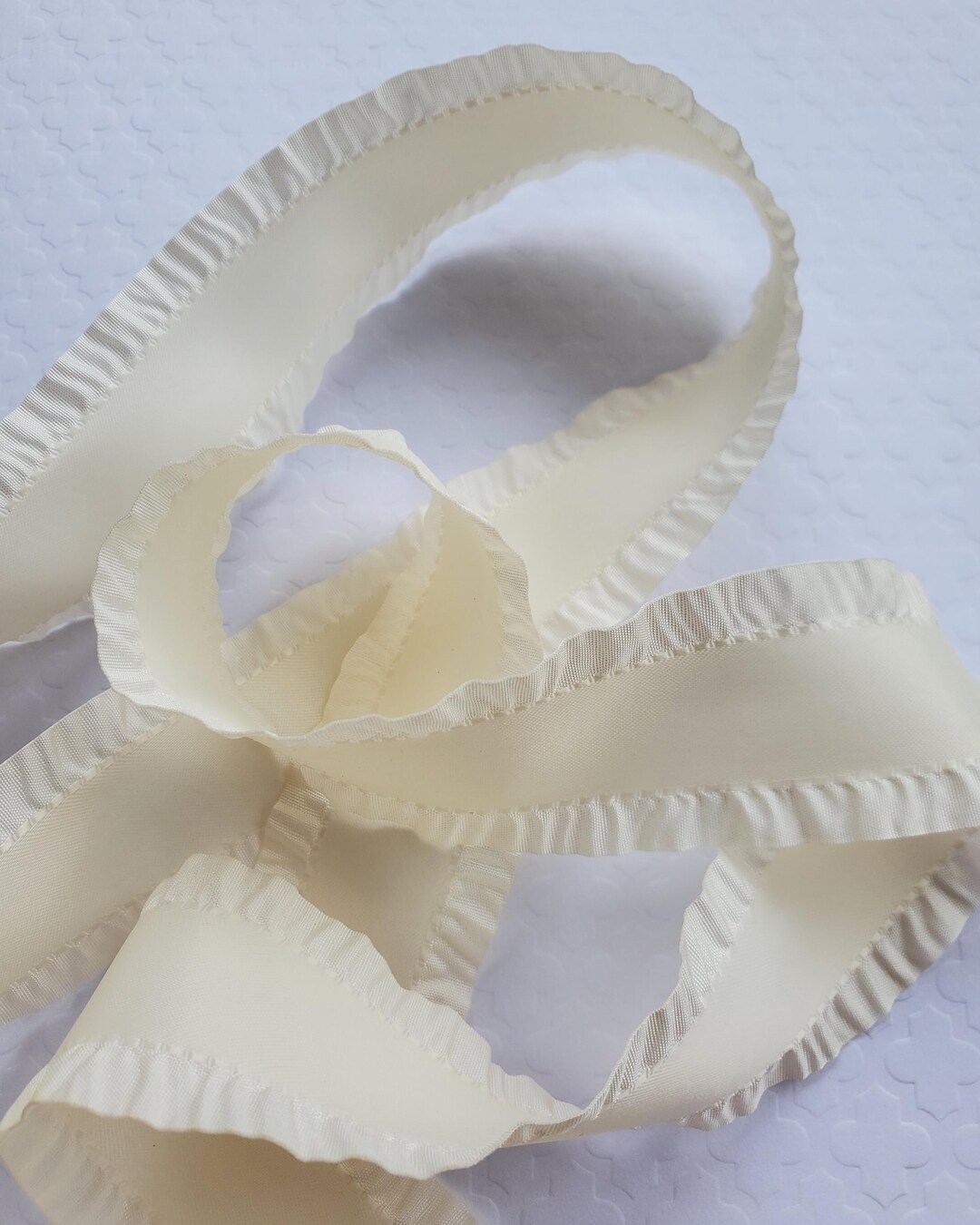Double Ruffled Ribbon 5 Yards of 1.5