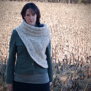 The Hunter Cowl - A Knitting Pattern