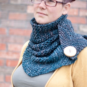 Indigo Button Scarf - A Knitting Pattern