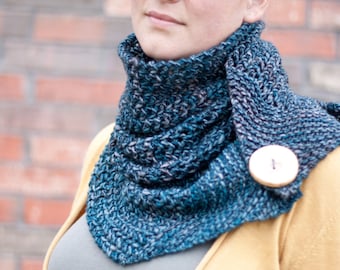 Indigo Button Scarf - A Knitting Pattern