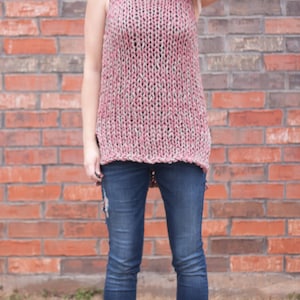 Spring Knits The Billow Tank A Knitting Pattern image 1