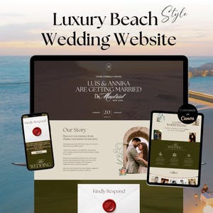 Puede incluir: Un diseño de sitio web de boda digital con el texto "Luxury Beach Style Wedding Website". El sitio web presenta un fondo marrón oscuro con el texto "LUIS & ANNIKA ARE GETTING MARRIED IN Madrid NEW YORK". Un smartphone y una tableta muestran el sitio web.