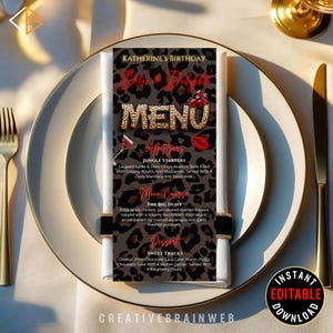 Puede incluir: Una tarjeta de menú con un fondo de estampado de leopardo y el texto "MENU" en dorado. El menú incluye aperitivos, platos principales y postres. El menú está sobre una servilleta blanca, colocada sobre un plato blanco con borde dorado. El texto "INSTANT EDITABLE DOWNLOAD" está en la parte inferior derecha.