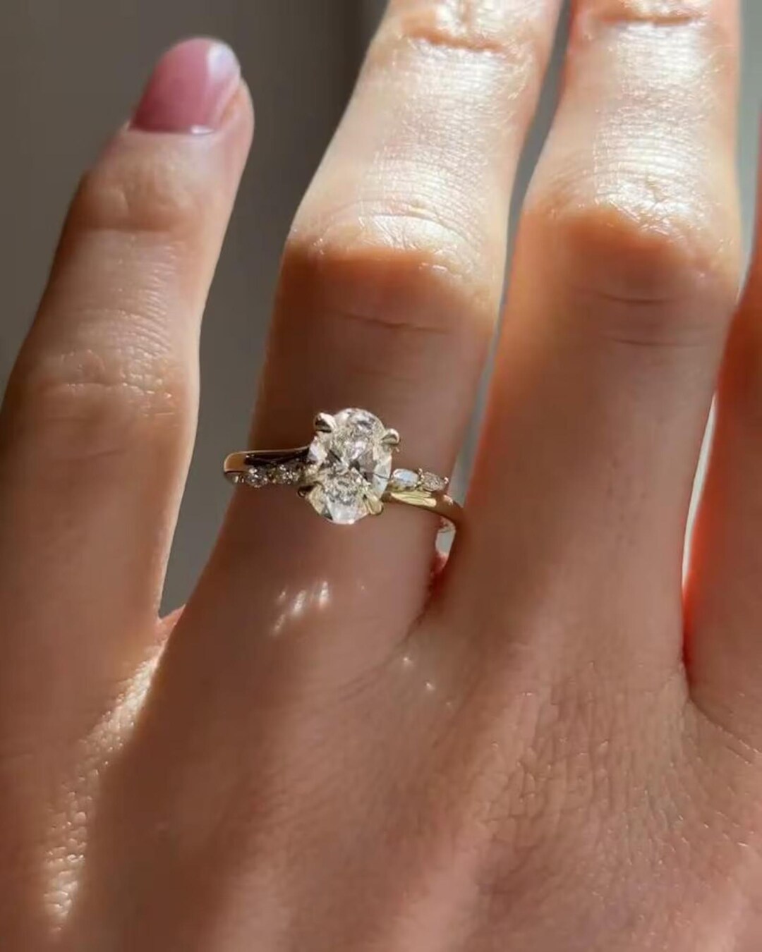 2CT Oval Cut Moissanite Modern Engagement Ring, 14k Solid Yellow Gold ...