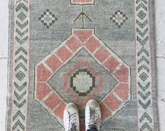 Gray Accent runner rug , High quality wool knotted Rug, Modern rugs 2.5x12, 3x12 3x16 4x12 4x20 for Entryway Kitchen Hallway Custom size Rug