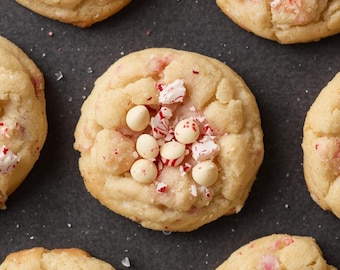 Weiße Schokoladen-Pfefferminz-Kekse Rezept - Festliches Feiertags-Dessert (Download)