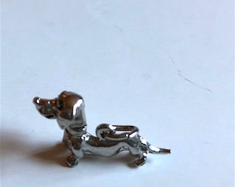Sterling Silver dachshund Dog CHARM w/ MOVABLE HEAD, Dog Lovers, Vintage, unique collectible