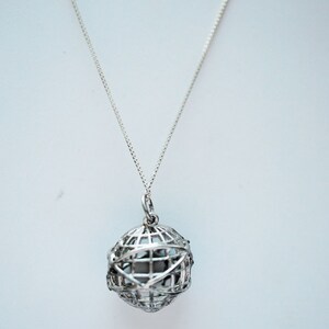 Sterling Silver 3D globe charm necklace, antique vintage NOS jewelry