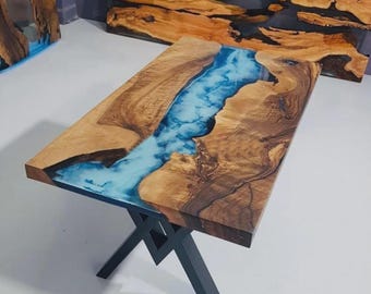 Piano del tavolo rettangolare in legno di acacia con finitura epossidica blu ghiaccio / Piano del tavolo da pranzo con bordo vivo / (personalizzabile)