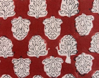 Tecido de algodão grosso com estampa floral em blocos nas cores marrom e preto, vendido por metro | Tecido indiano pesado para estofamento de sofás, cortinas e capas de almofada.