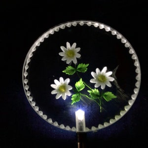 Daisy Lighted Garden Stake
