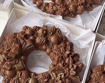 Christmas Wreath Plastic Mold, Mold for Chocolate, Soap, Mastic