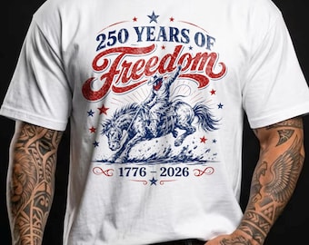 250 anni di libertà PNG, design di maglietta e tazza patriottica con cowboy, cavallo e rodeo, grafica del Giorno dell'Indipendenza del West 1776-2026, download digitale