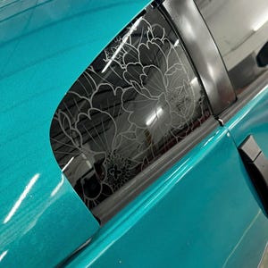 Enkel pion bakre fjärdedels täckande fönsterdekal